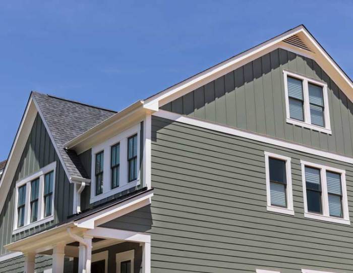 Exterior Siding and Your Roof: A Harmony in Home Defense