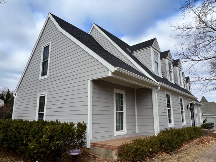 James Hardie Pearl Grey Siding in Leawood, KS | Sure Point Exteriors
